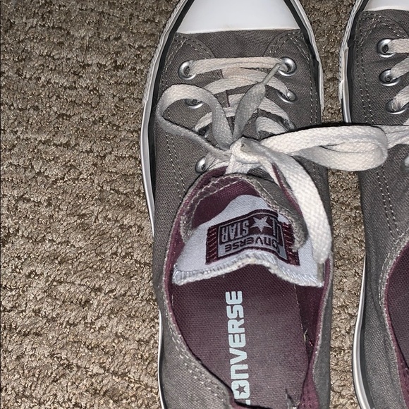 gray lightly worn converse - Picture 5 of 6